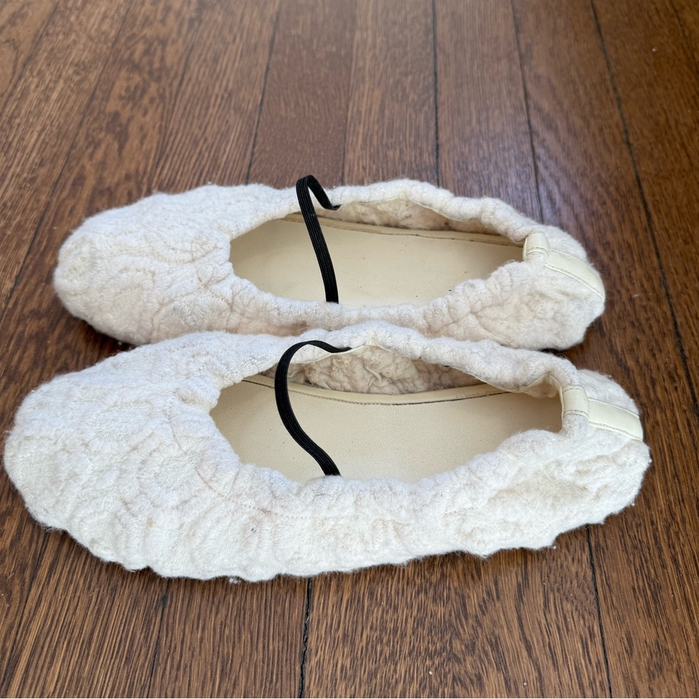 The Row Elastic Ballet Slippers